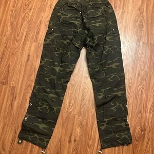 Nova Men Men's Camo Utility Pants - Green